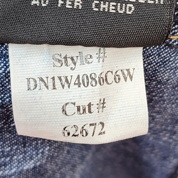 A3 Denim Women's Plus Size Raw Hem Bermuda Short - 26W - Picture 6 of 9